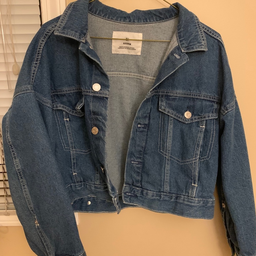 H&M oversized cropped denim jacket